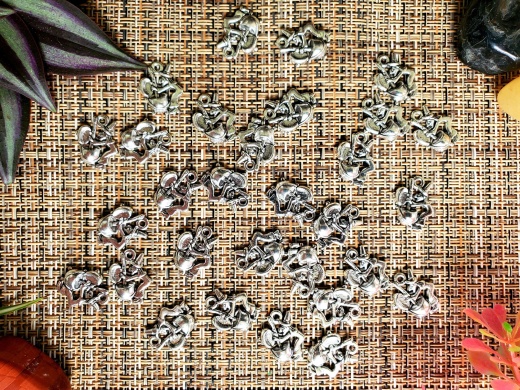 Witch Cauldron Charm Pendant (25Pcs)