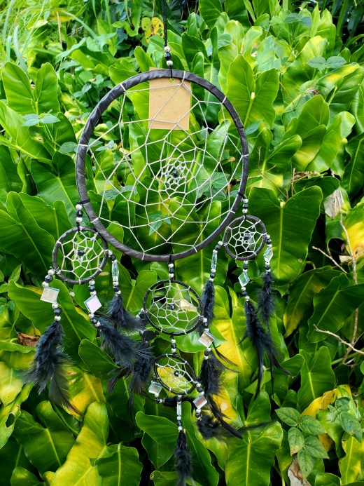 Handmade Dream Catcher Mirror: Black