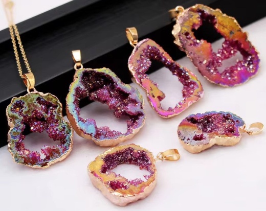 Geode Gold Plated Druzy Agate Slice Pendant : Rose