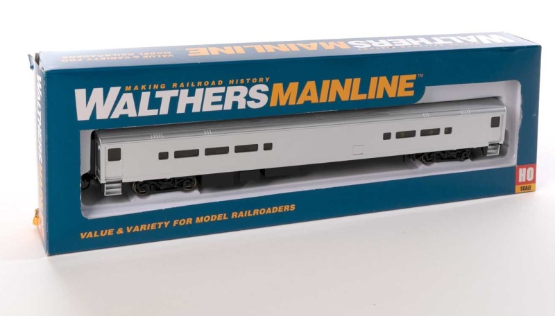 Walthersmainline® 85' Horizon Cafe/Club Food Service Car - Painted Unlettered, Ho Scale
